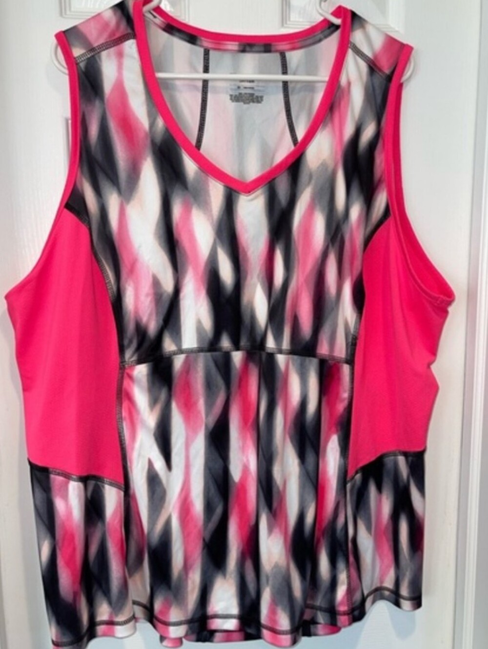 Plus Size Tek Gear Drytek Pink Patterned Athletic Tank Top